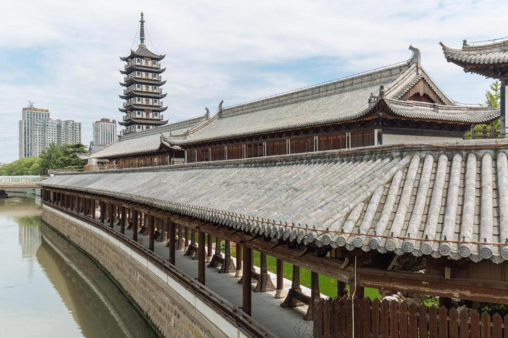 Jinjiang Inn Caoan Road Шанхай Экстерьер фото